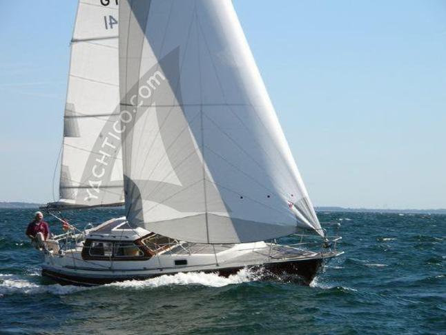 Sailing yacht Sirius 32 DS available for charter in Fehmarn