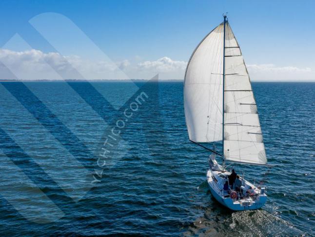 Segelboot Sun Fast 3200 Yachtcharter in La Trinite sur Mer