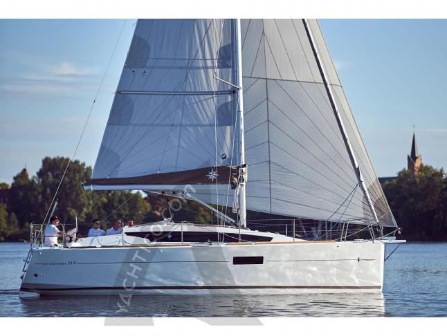 Yacht Sun Odyssey 319 chartern in Palermo