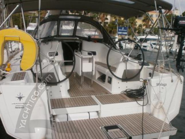 Sailing yacht Sun Odyssey 349 for rent in Bandol lsland Marina