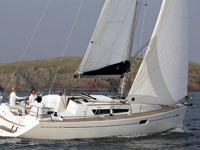 Yacht Sun Odyssey 36i Yachtcharter in Lagos