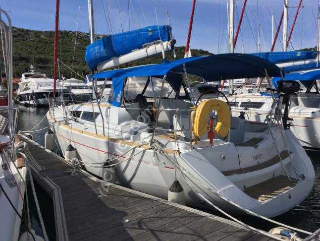 Segelboot Sun Odyssey 36i chartern in Primosten