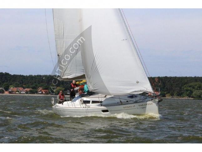 Yacht Sun Odyssey 36i chartern in Wallhamn
