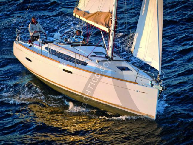 Segelyacht Sun Odyssey 389 chartern in Cala d Or