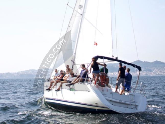 Yacht Sun Odyssey 39i for rent in Vigo