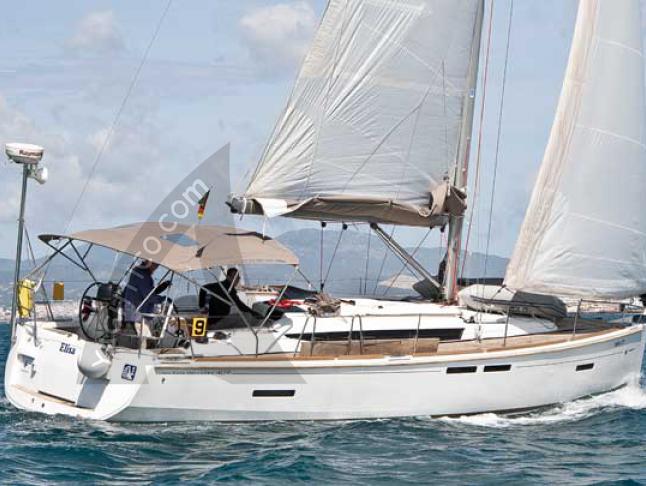 Yacht Sun Odyssey 409 chartern in Marina Mallorca Nautica