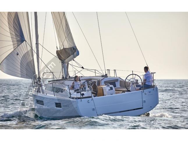 Yacht Sun Odyssey 410 chartern in Lefkas