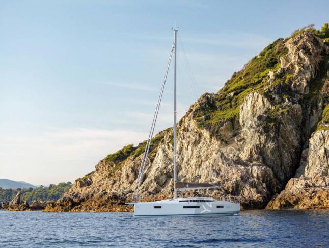 Sailing yacht Sun Odyssey 410 available for charter in Lefkas