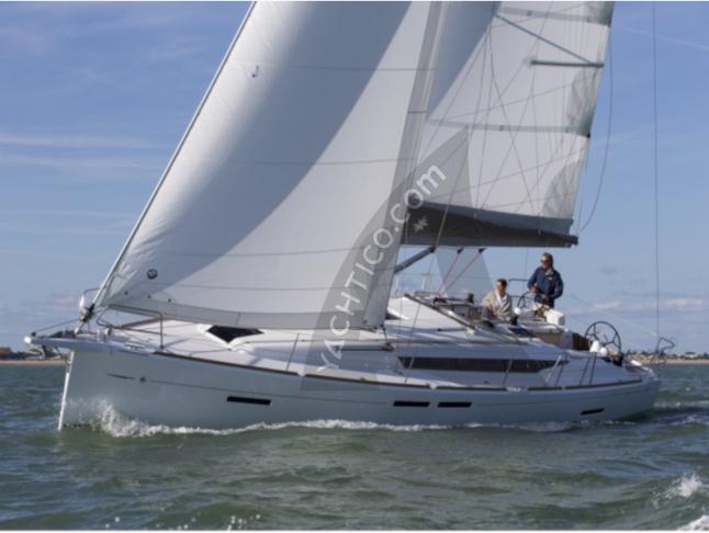 Yacht Sun Odyssey 419 available for charter in Club Nautic Costa Brava