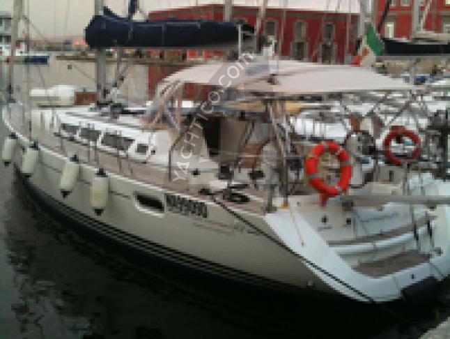 Sun Odyssey 42i Performance Segelyacht Charter Neapel