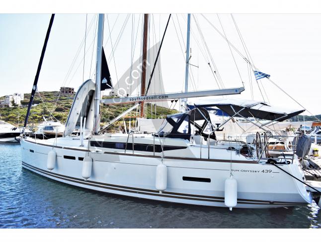 Segelyacht Sun Odyssey 439 chartern in Lavrio
