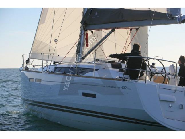 Segelboot Sun Odyssey 439 chartern in ACI Marina Split