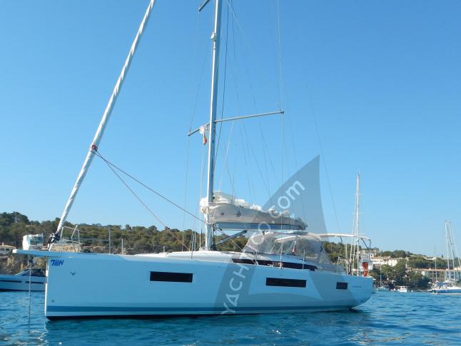 Sailing yacht Sun Odyssey 440 available for charter in Palma