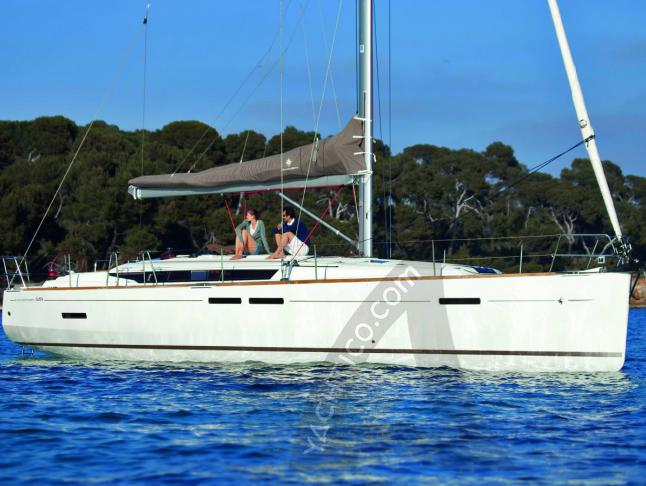 Segelboot Sun Odyssey 449 chartern in Capo d Orlando Marina