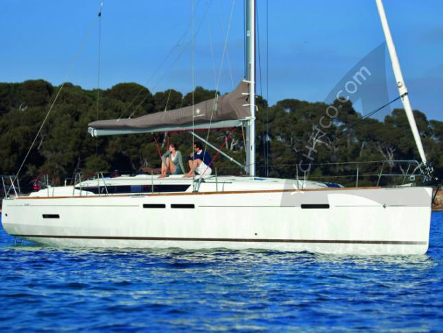 Sailboat Sun Odyssey 449 for rent in Lavrio