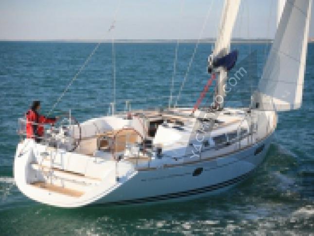 Yacht Sun Odyssey 44i - Sailboat Charter Hyeres