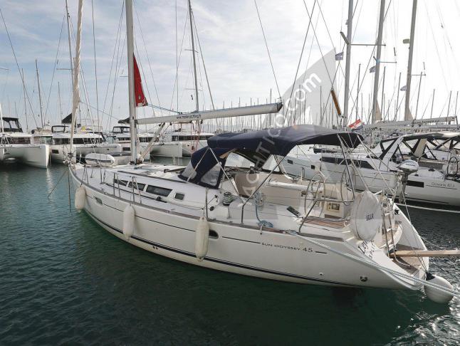 Sailboat Sun Odyssey 45 for charter in Marina Dalmacija