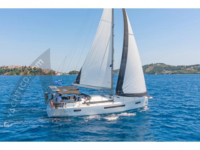 Sailboat Sun Odyssey 490 for charter in Skiathos