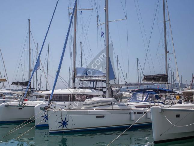 Yacht Sun Odyssey 519 available for charter in Seget