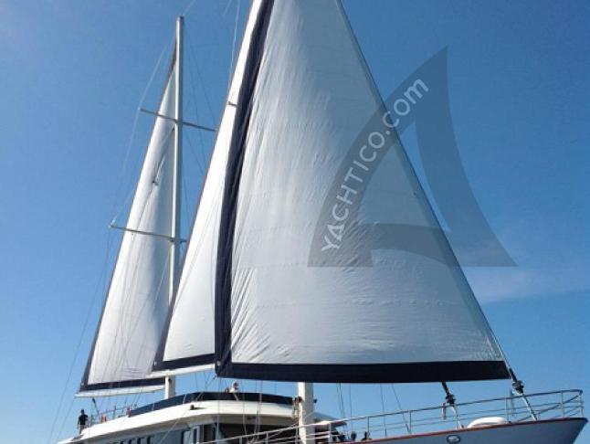 Segelyacht SY Navilux chartern in ACI Marina Split