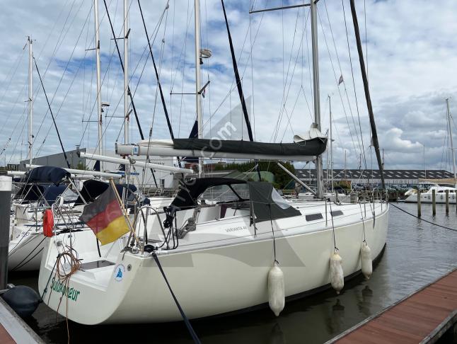 Segelboot Varianta 44 chartern in Lemmer