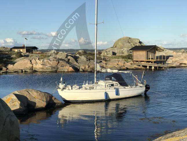 Sailing yacht Viggen 23 for rent in Gothenburg