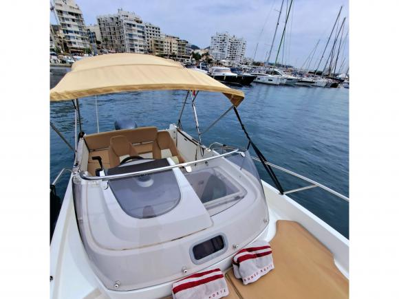 Motorboat Cap Camarat 7.5 WA available for charter in Sant Antoni de Portmany-99128-0