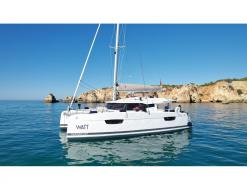 Kat Astrea 42 Yachtcharter in Portimao