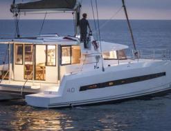 Catamaran Bali 4.0 for rent in Messina