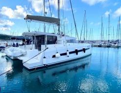 Cat Bali 4.1 for rent in Messina