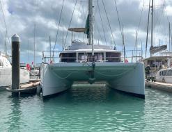 Kat Bali 4.3 chartern in Marina Abel Point