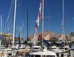 Catamaran Bali 4.3 for rent in Noumea
