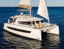 Kat Bali 4.8 chartern in Abaco Beach Resort