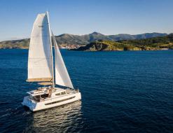 Katamaran Bali 4.8 Yachtcharter in Eden Island Marina