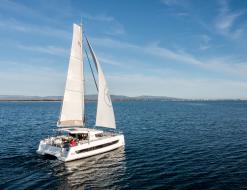 Kat Catsmart chartern in Marina Kastela