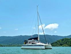 Cat Island Spirit 380 for hire in Ko Chang