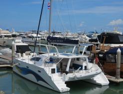 Katamaran Island Spirit 410 chartern in Phuket