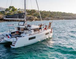 Catamaran Lagoon 40 available for charter in Lefkas