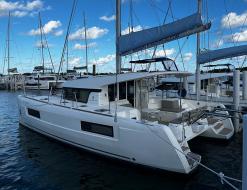 Kat Lagoon 40 Yachtcharter in Marsh Harbour City