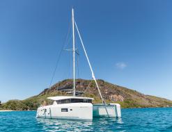 Cat Lagoon 42 for rent in Eden Island Resort