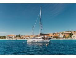 Katamaran Lagoon 42 Yachtcharter in Marina Mandalina