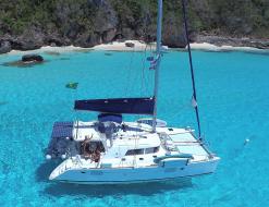 Catamaran Lagoon 440 for charter in Marina Golfo Cugnana