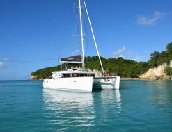 Kat Lagoon 450 Yachtcharter in Quiberon