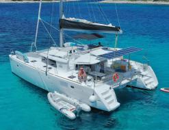 Kat Lagoon 450 F chartern in Sant Antoni de Portmany