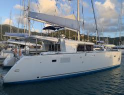Katamaran Lagoon 450 F Yachtcharter in Nanny Cay Marina
