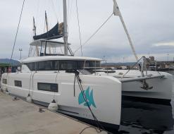 Kat Lagoon 46 chartern in Ajaccio
