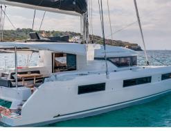 Cat Lagoon 50 for rent in Airlie Beach