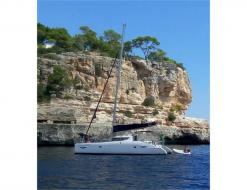 Catamaran Lavezzi 40 for hire in Marina Cienfuegos