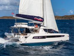 Catamaran Leopard 45 for charter in Placencia