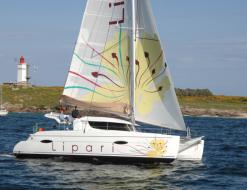 Kat Lipari 41 chartern in Marina Abel Point